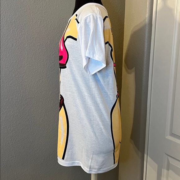 Graphic Short Sleeve Tee - White and Pink - Picture 2 of 6